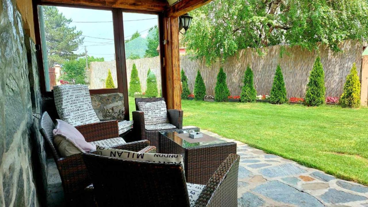 Dvor Villa Donja Toponica Cameră foto